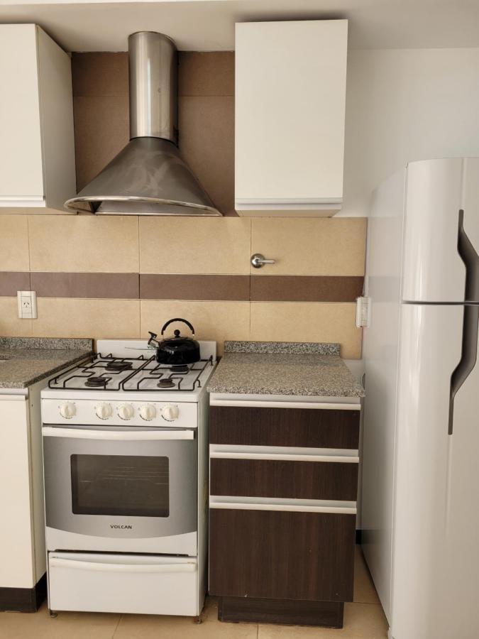 Lujoso Comodo Y Luminoso Con Seguridad 24 Hs Y Estacionamiento Apartment