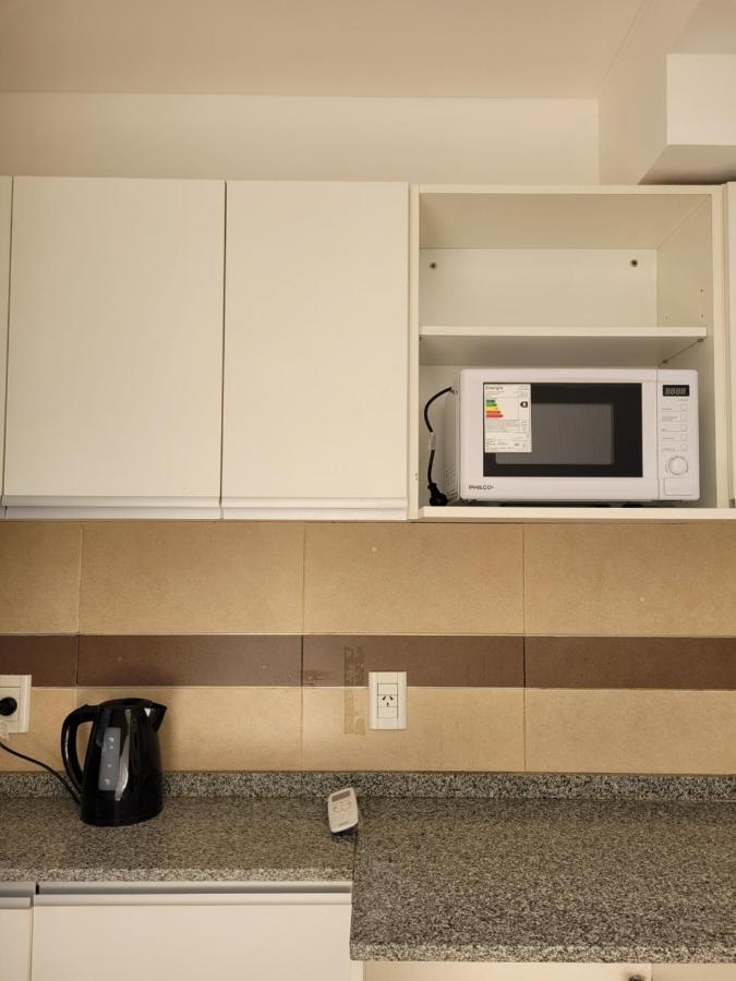 Lujoso Comodo Y Luminoso Con Seguridad 24 Hs Y Estacionamiento Apartment