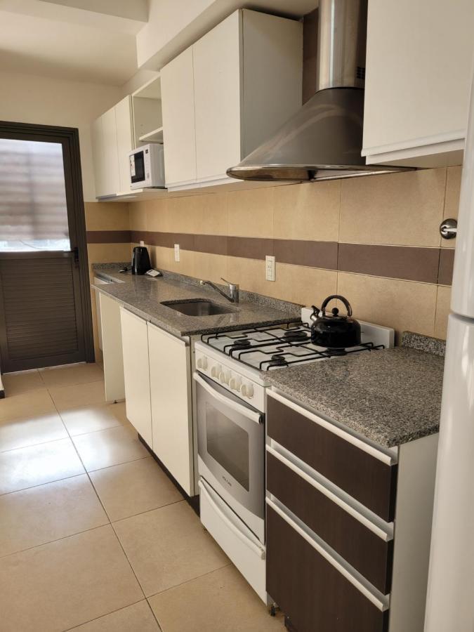 Lujoso Comodo Y Luminoso Con Seguridad 24 Hs Y Estacionamiento Apartment Guaymallen