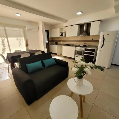 Lujoso Apartamento Comodo Y Luminoso Con Seguridad 24 Hs Y Estacionamiento Guaymallen Exterior photo