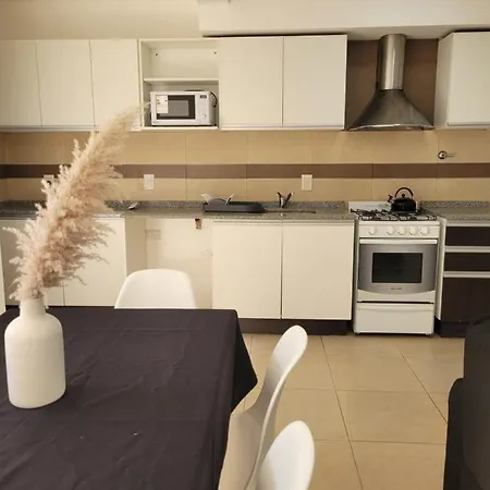 Lujoso Apartamento Comodo Y Luminoso Con Seguridad 24 Hs Y Estacionamiento Guaymallen Exterior photo